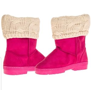 Big girls hot pink Ugg style boots NWTs